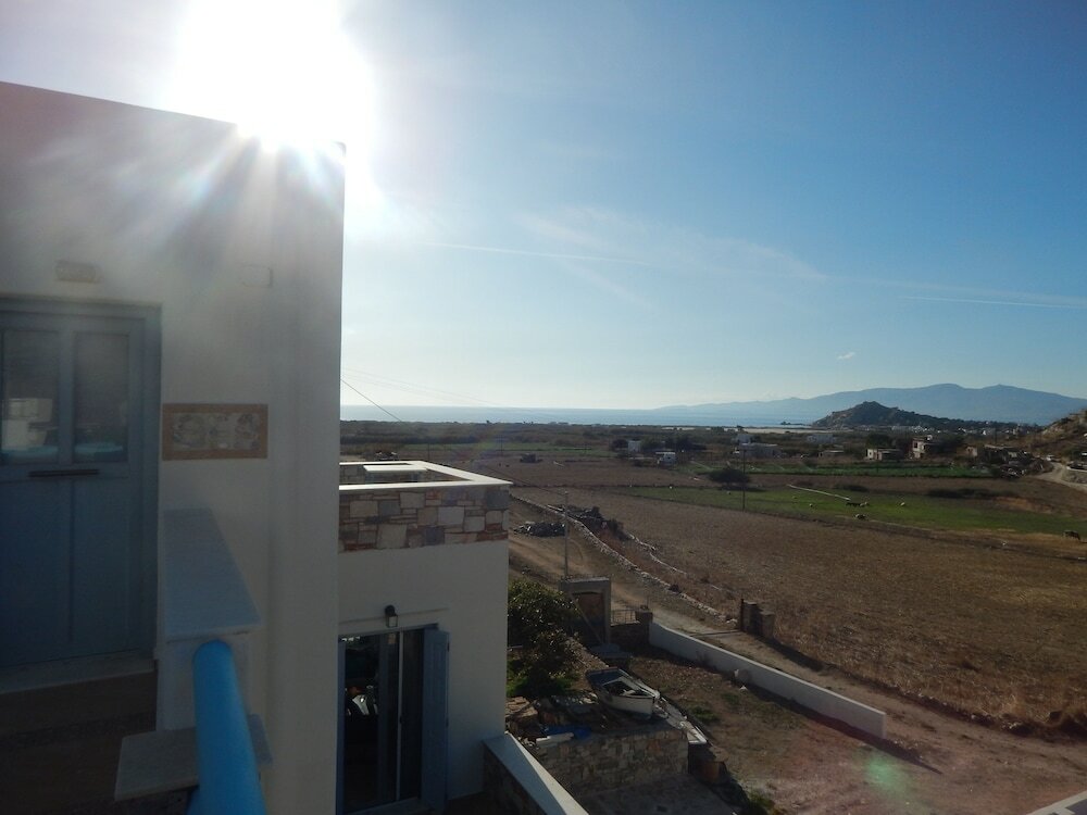 Фото Armonia Studios and Villas