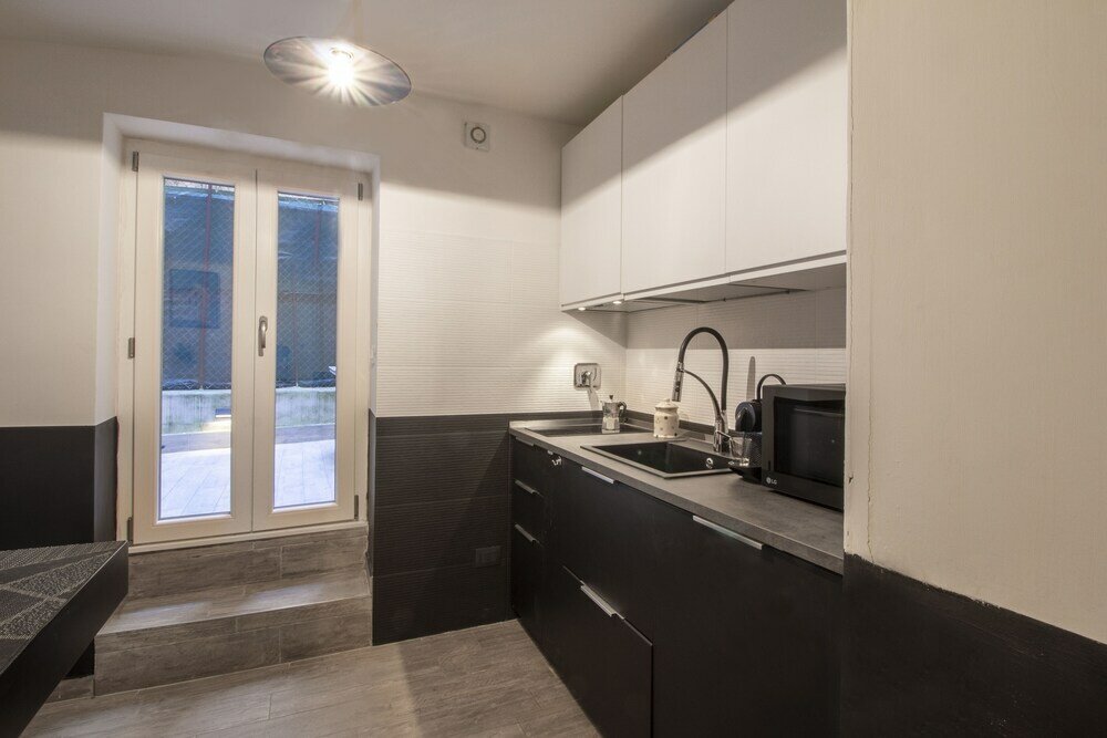 Фото Piazza Vittorio Emanuele Netflix Studio