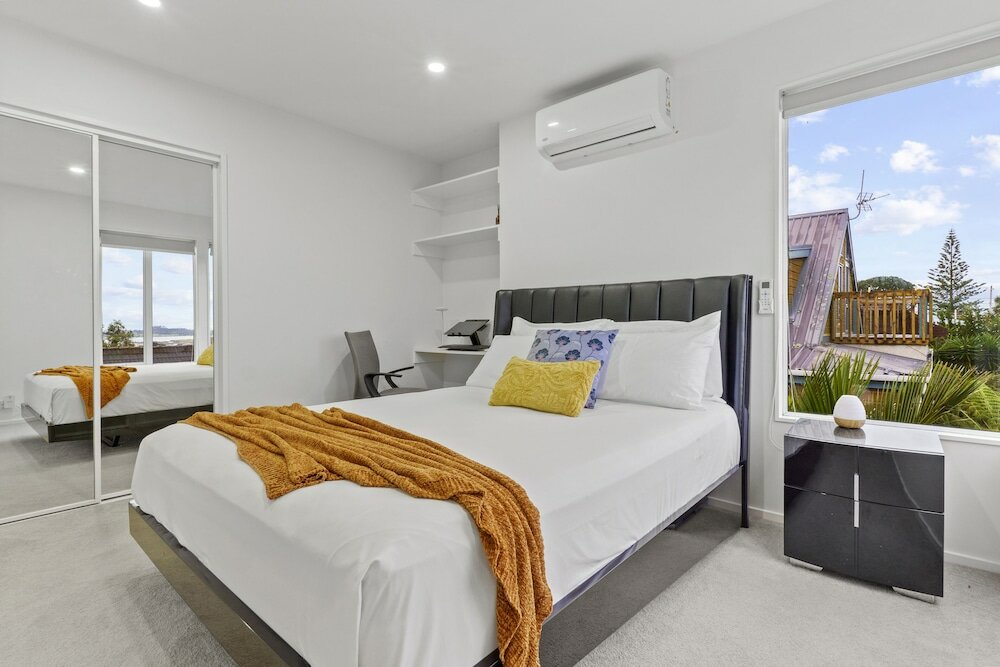 Фото High-end Modern Villa SPA Pool & Views