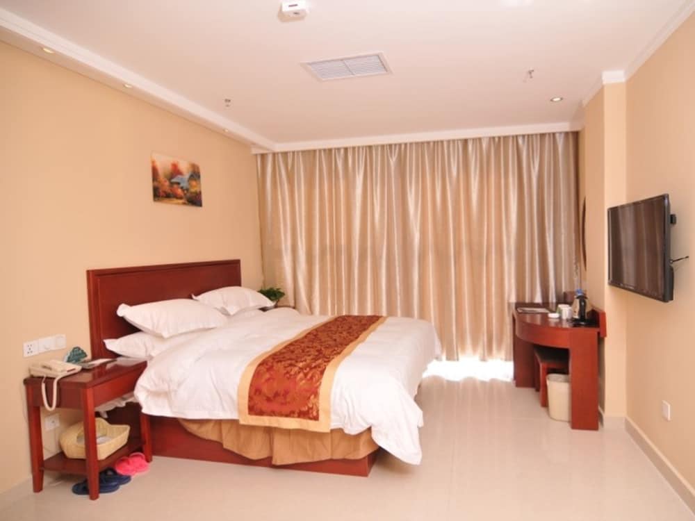 Фото GreenTree Inn ZhangJiaKou Qiaoxi District WuYi East Street JianXing Express Hotel