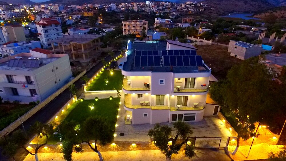 Фото Blue Water Hotel