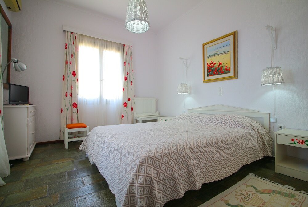 Фото Home with View of Agios Ioannis in Tinos