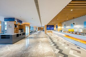 Гостиница Holiday Inn Express Xinji City Center, an Ihg Hotel