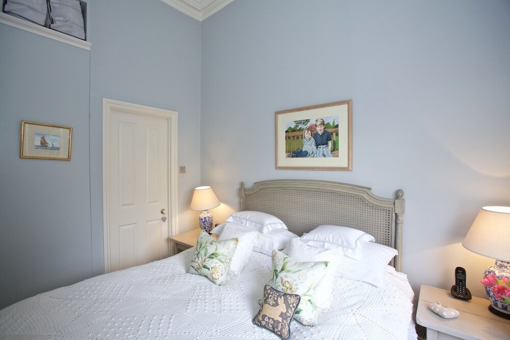 Фото A Place Like Home - Elegant flat in South Kensington