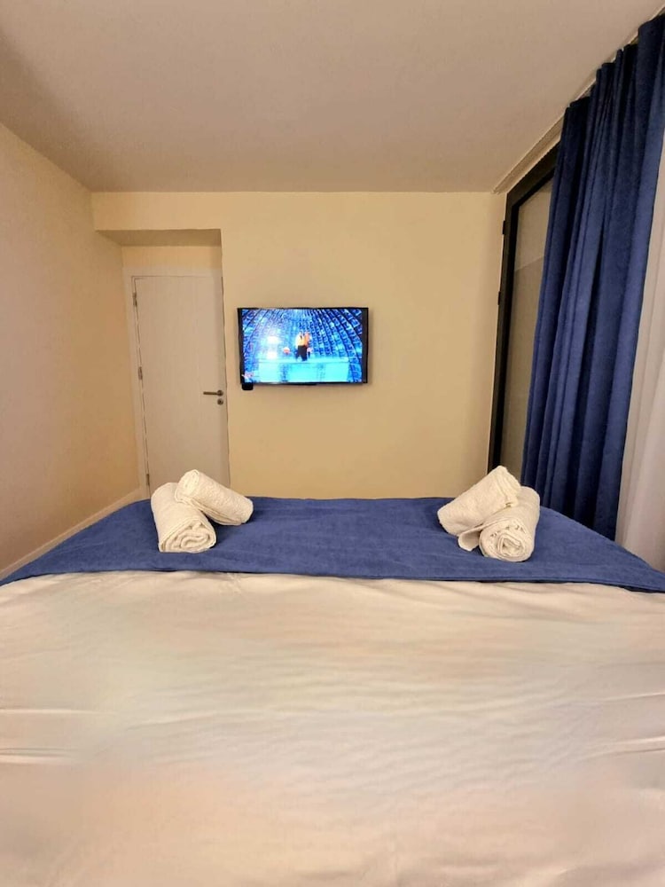 Фото Orbi Hotel Apartments