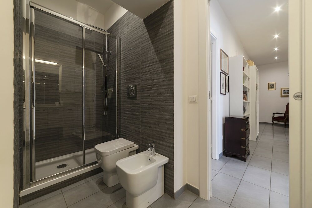 Фото Porta Pia & Villa Torlonia Apartment with Balcony