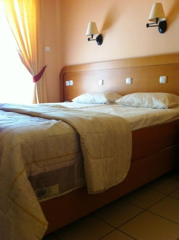 Фото Hotel Segas