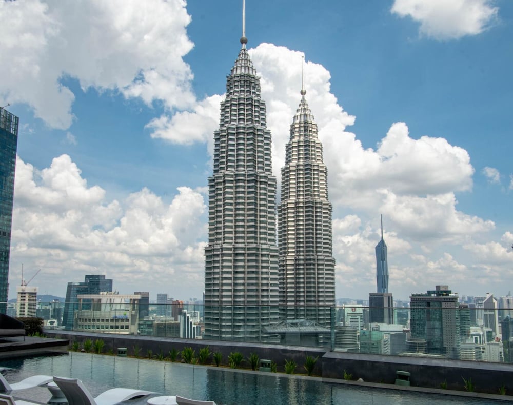 Фото Star Residence by Axquisite Suites