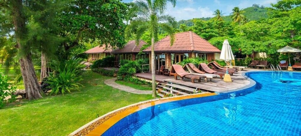 Фото Thiw Son Beach Resort