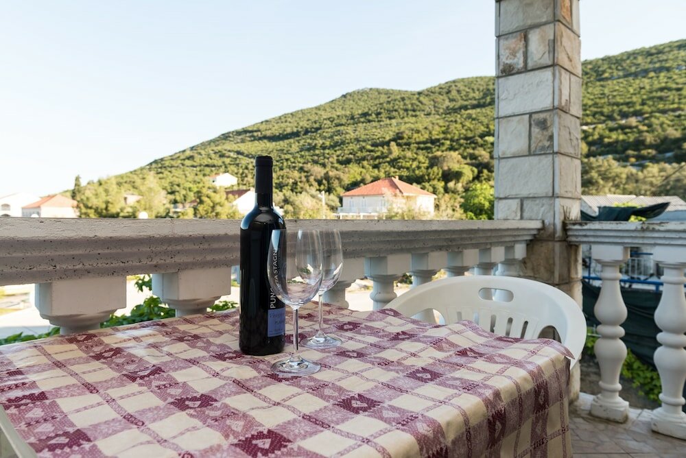 Фото Apartments Božović