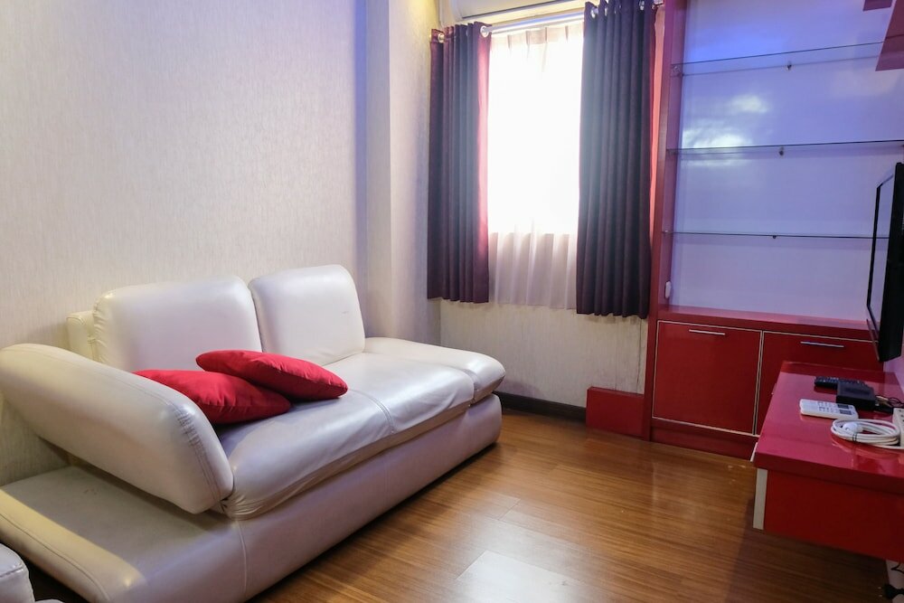 Фото Best Deal 2Br At Suites @Metro Apartment