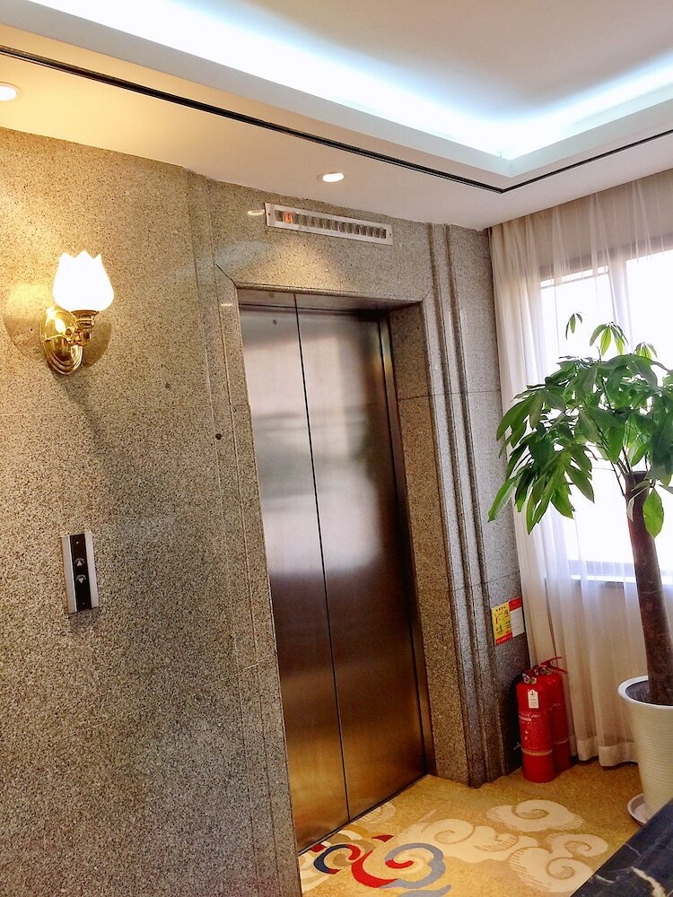 Фото Xian Guotai grand hotel