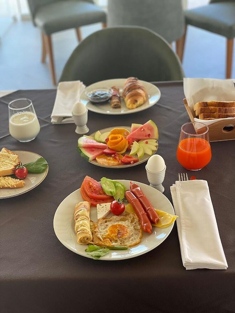 Фото Blue Water Hotel