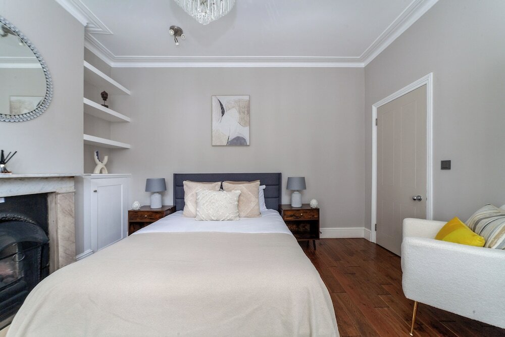 Фото The Hammersmith Apartments