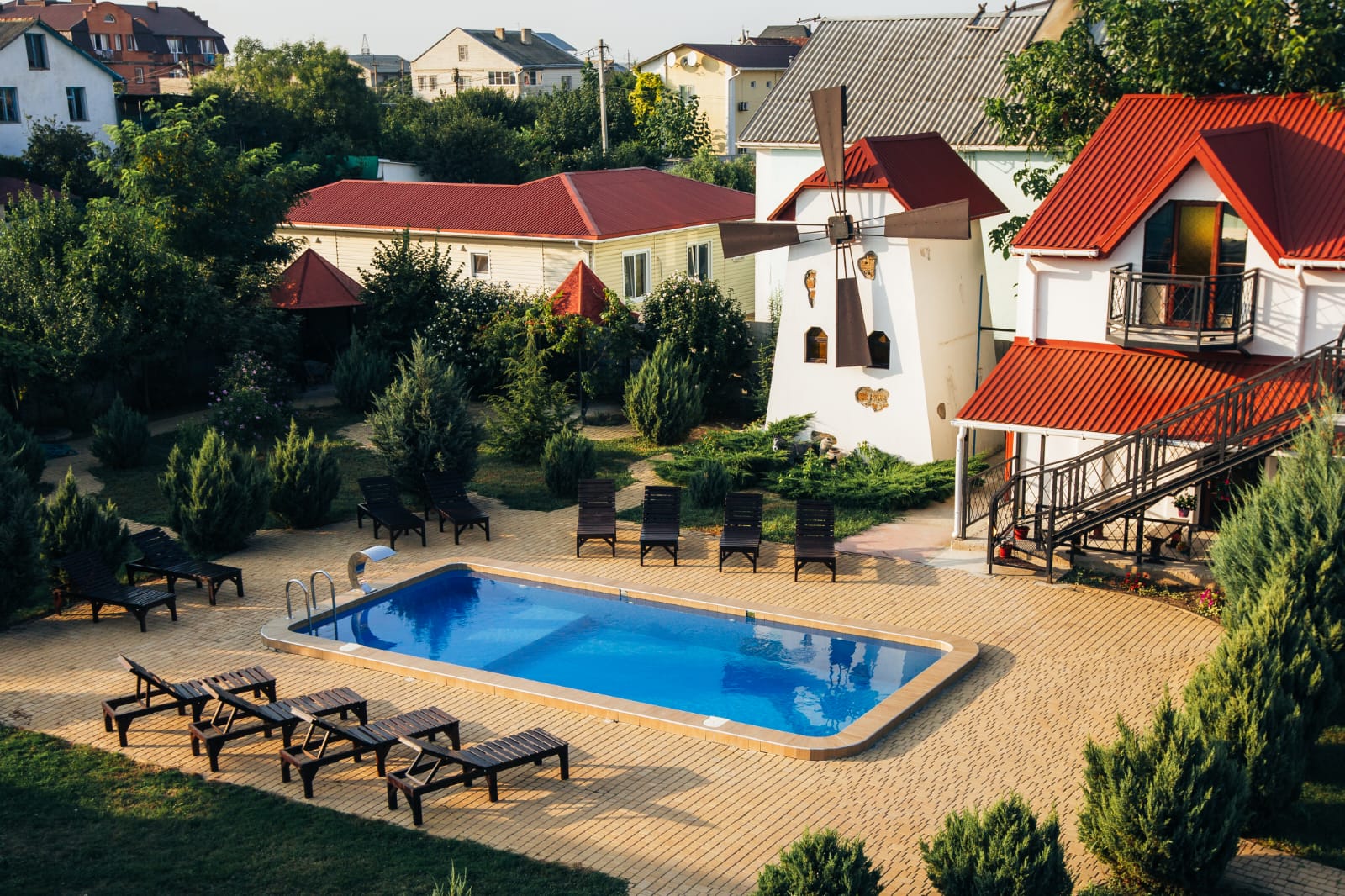 Фото Фонарь и мельница