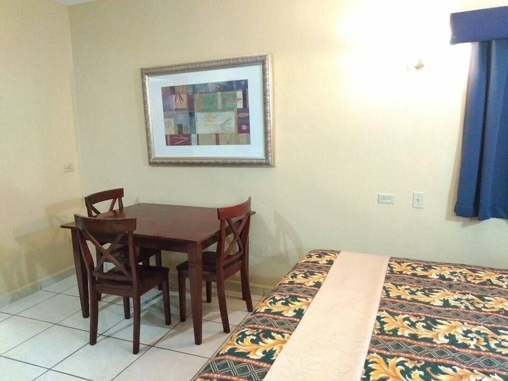 Фото Cactus Inn Los Cabos