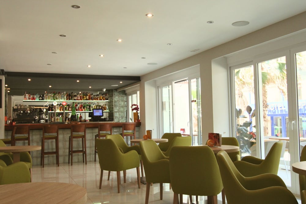 Фото Hotel Cabot Playa Grande - Adults Only