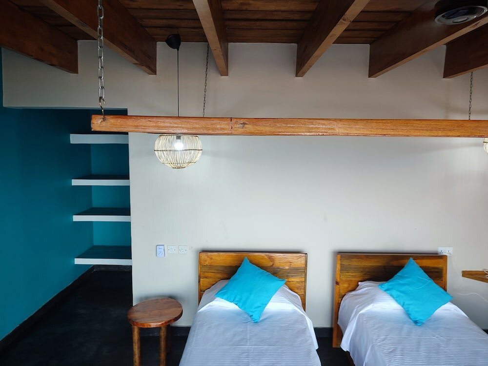 Фото Joma Adventure Lodge