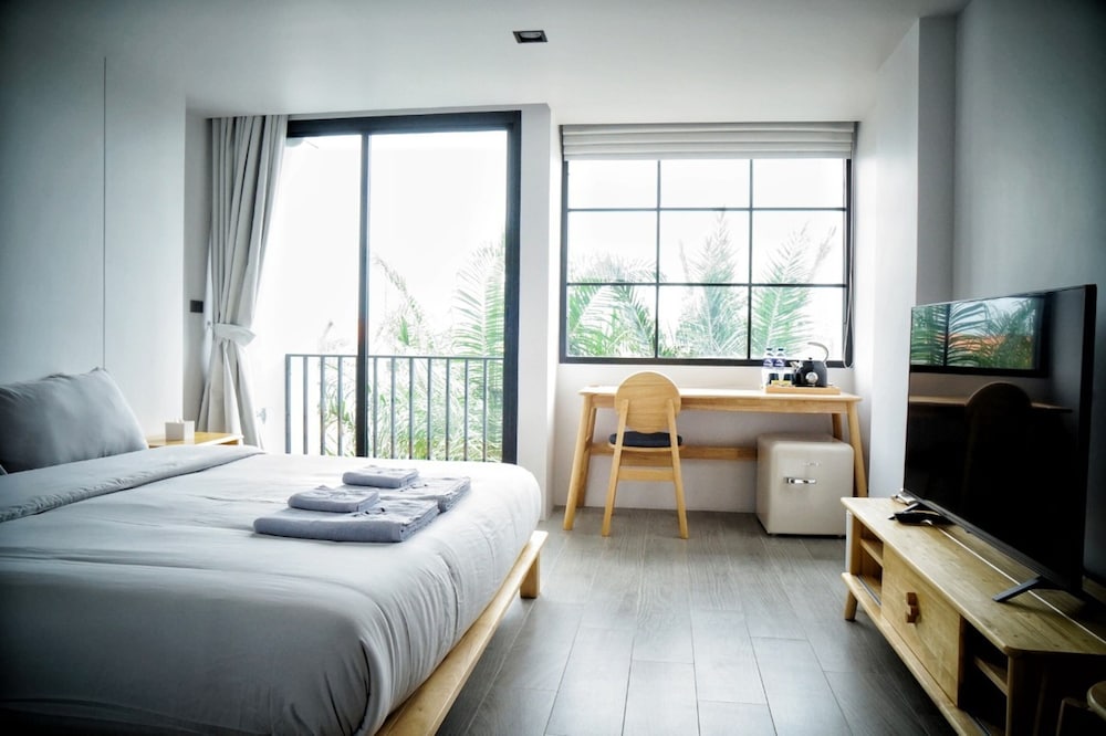 Фото Tassana Place Boutique Hotel Bansuan