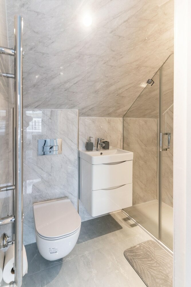 Фото Luxury 5bd Guesthouse