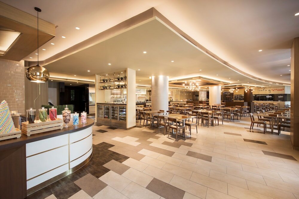 Фото Resorts World Sentosa - Hard Rock Hotel