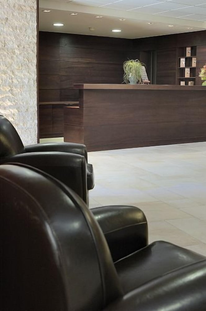 Фото Hotel Lou Castelet