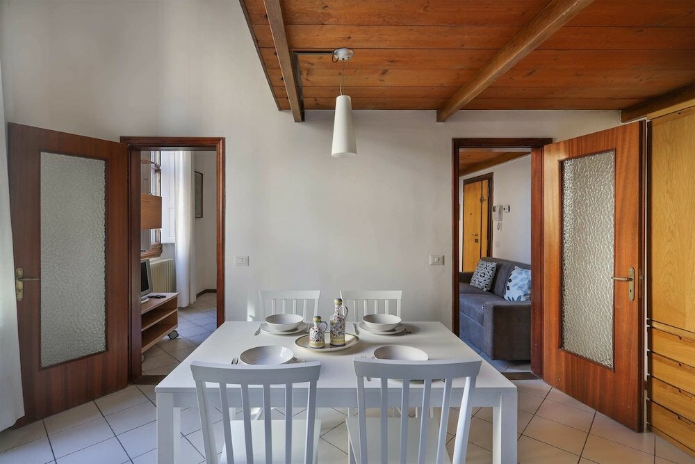 Фото Santa Maria Novella Bright and Modern Apartment - Hosted by Sweetstay