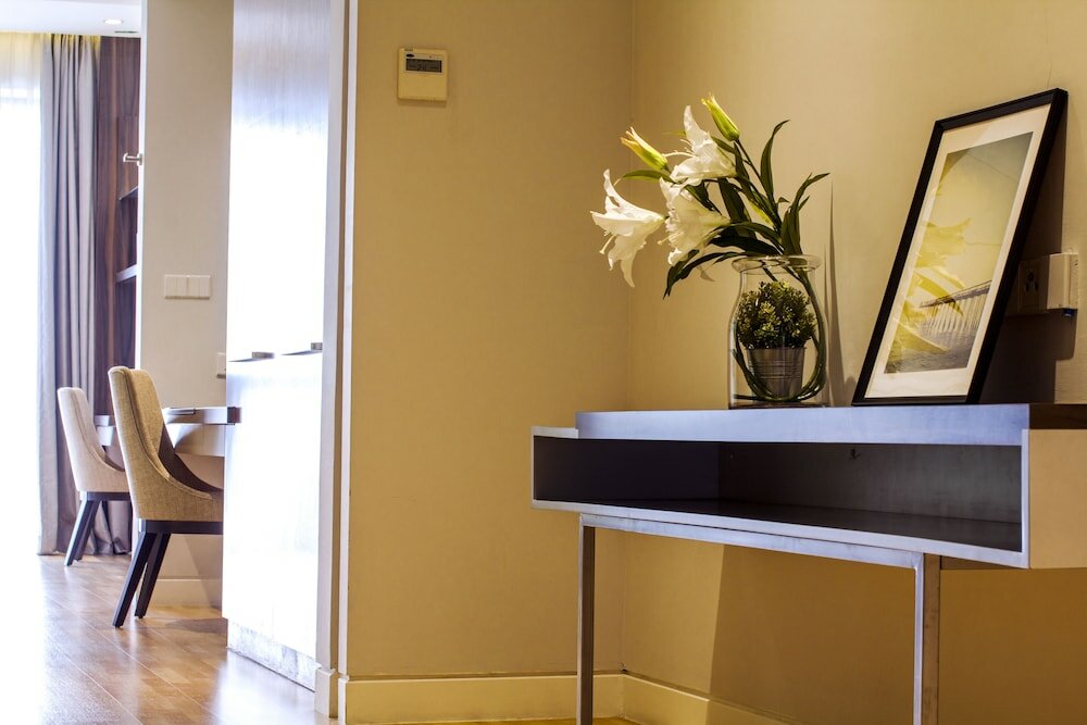 Фото D'majestic Place by Homes Asian 5