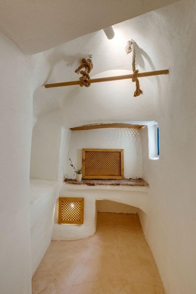 Фото Pasithea Luxury Suites