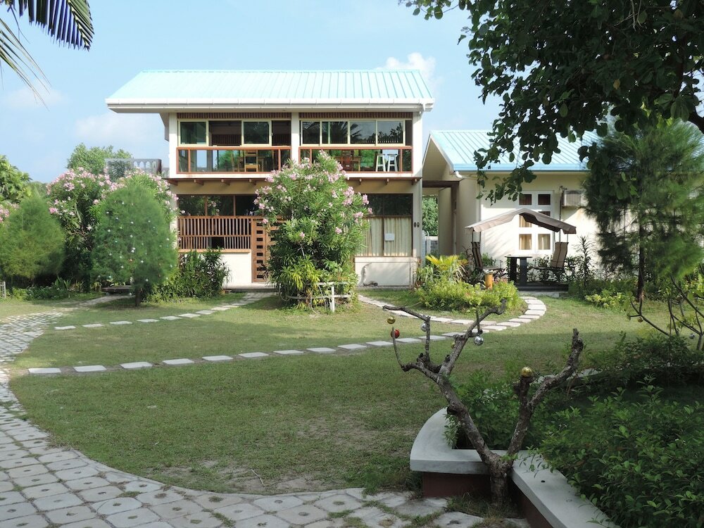 Фото Nazaki Beach Hotel