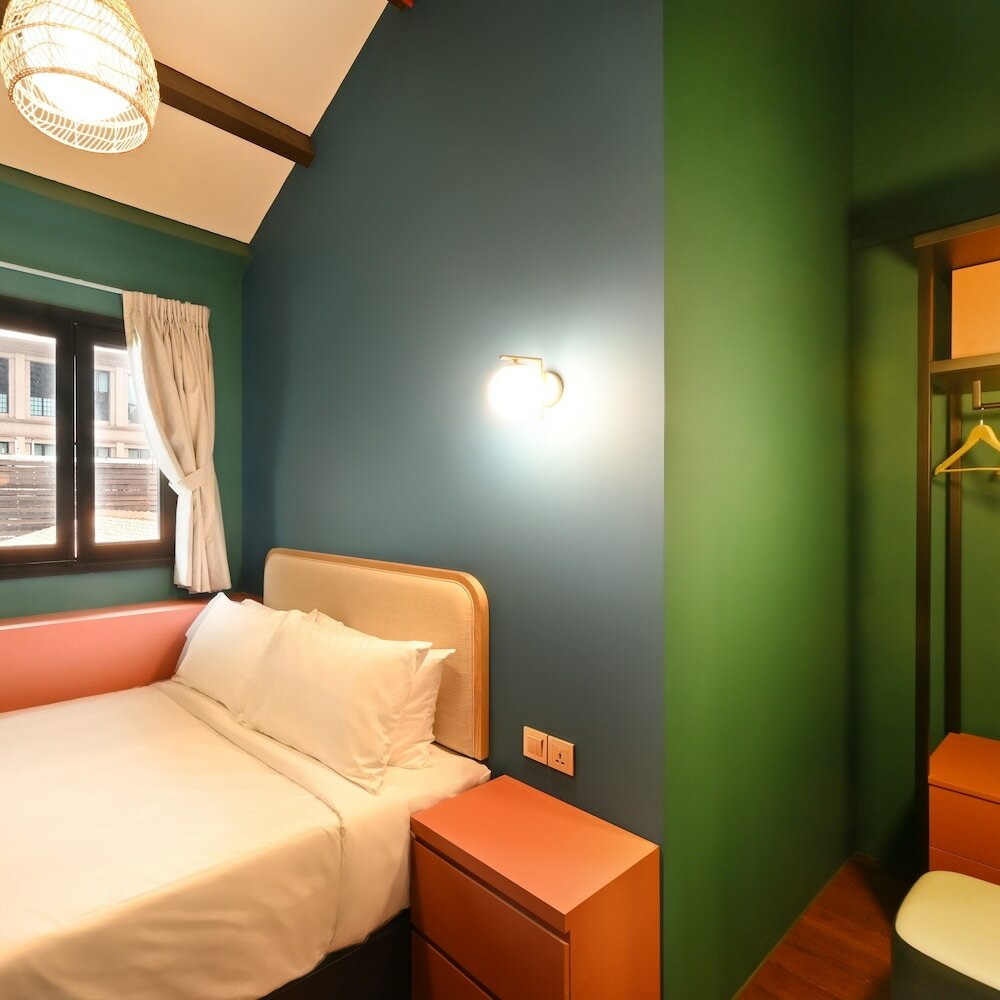 Фото Dream Chaser Boutique Capsule Hotel