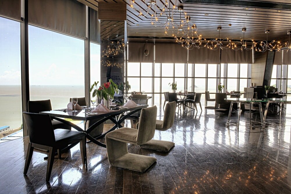 Фото Zhuhai Zobon Art Hotel