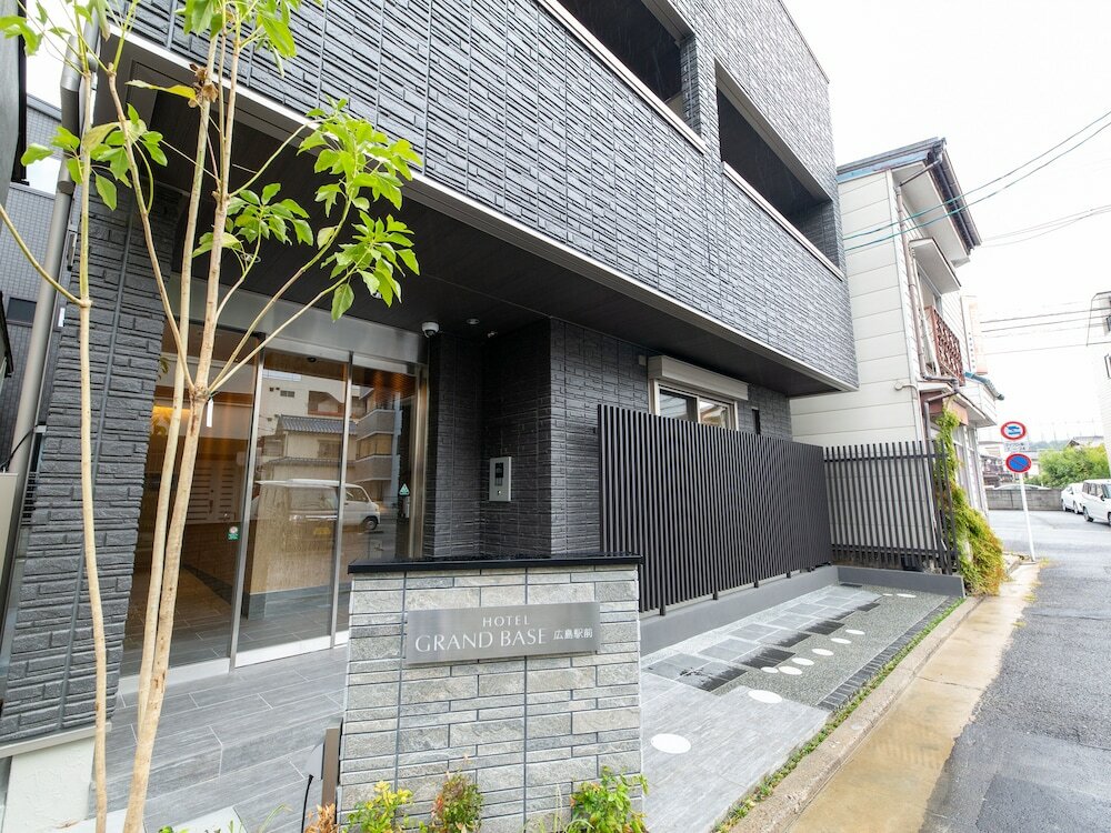 Фото Grand Base Hiroshima Ekimae