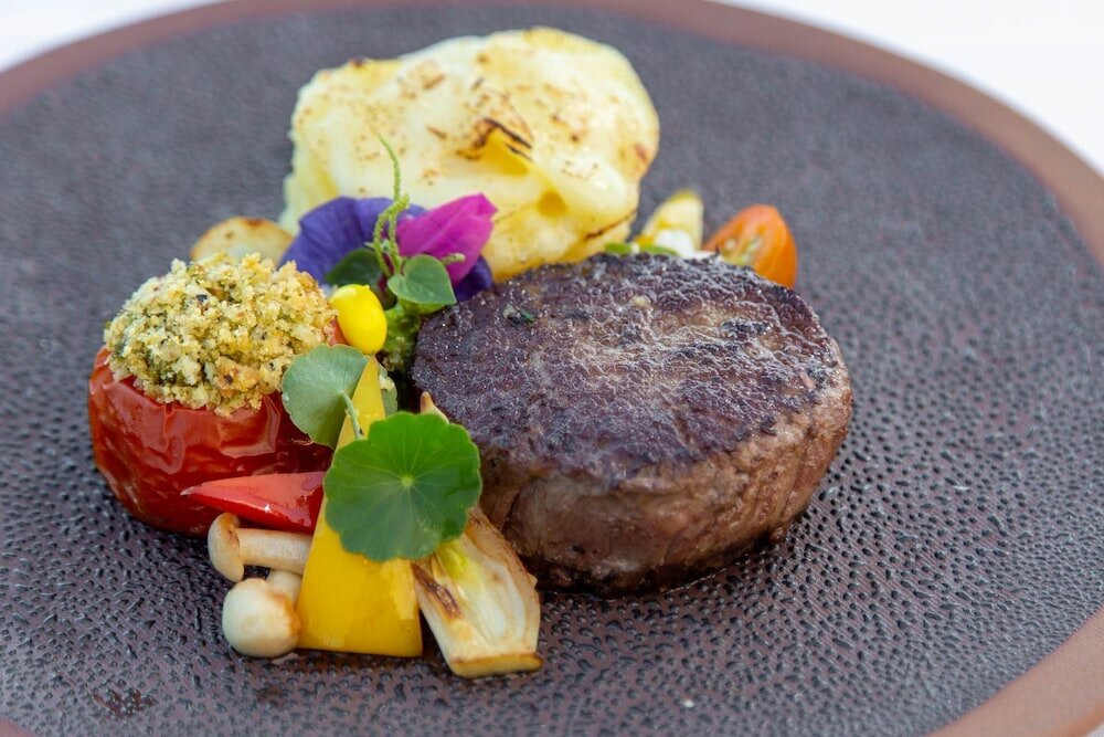 Фото Castle Bayview Resort & SPA