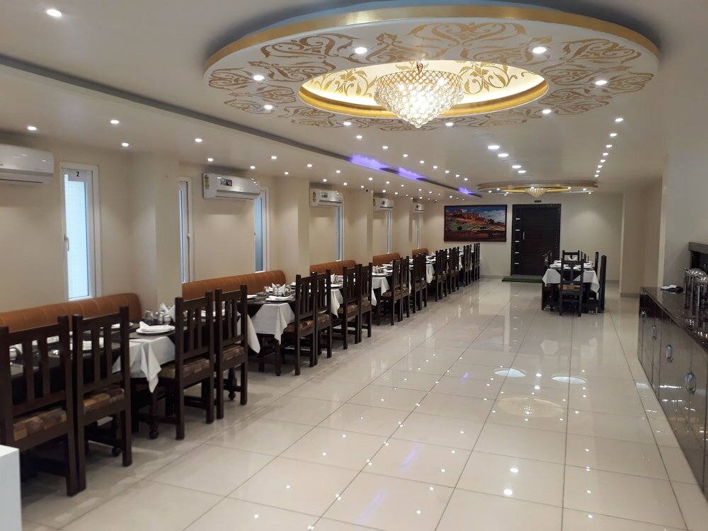 Фото Hotel Royal Amer City