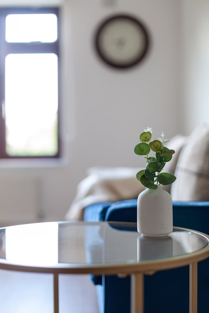 Фото The Ealing Collection