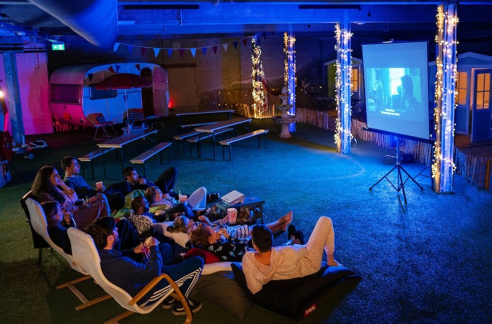 Фото Outside Inn