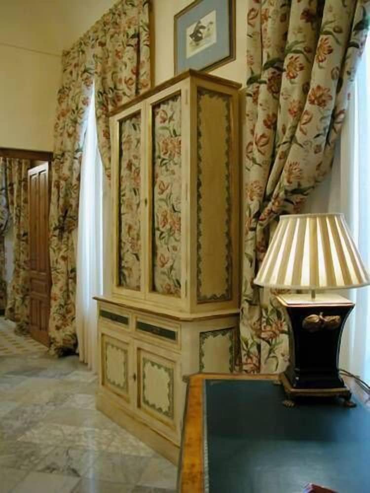 Фото Hotel Casa Palacio Conde de la Corte