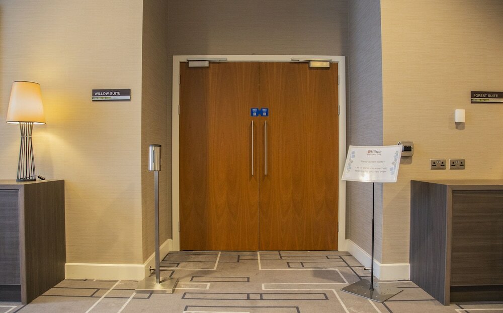 Фото Hilton Garden Inn Abingdon Oxford