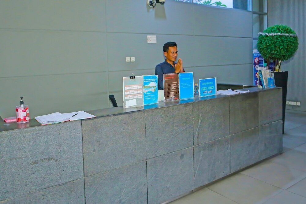 Фото Oyo 92306 Barata Hotel