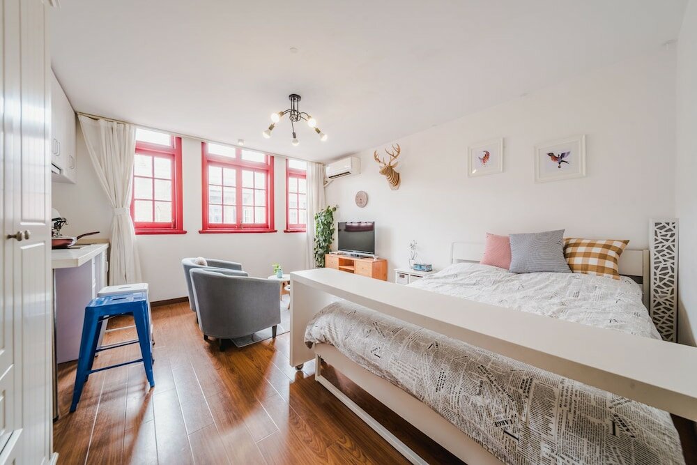 Фото Cozy Apartment Best Location 302