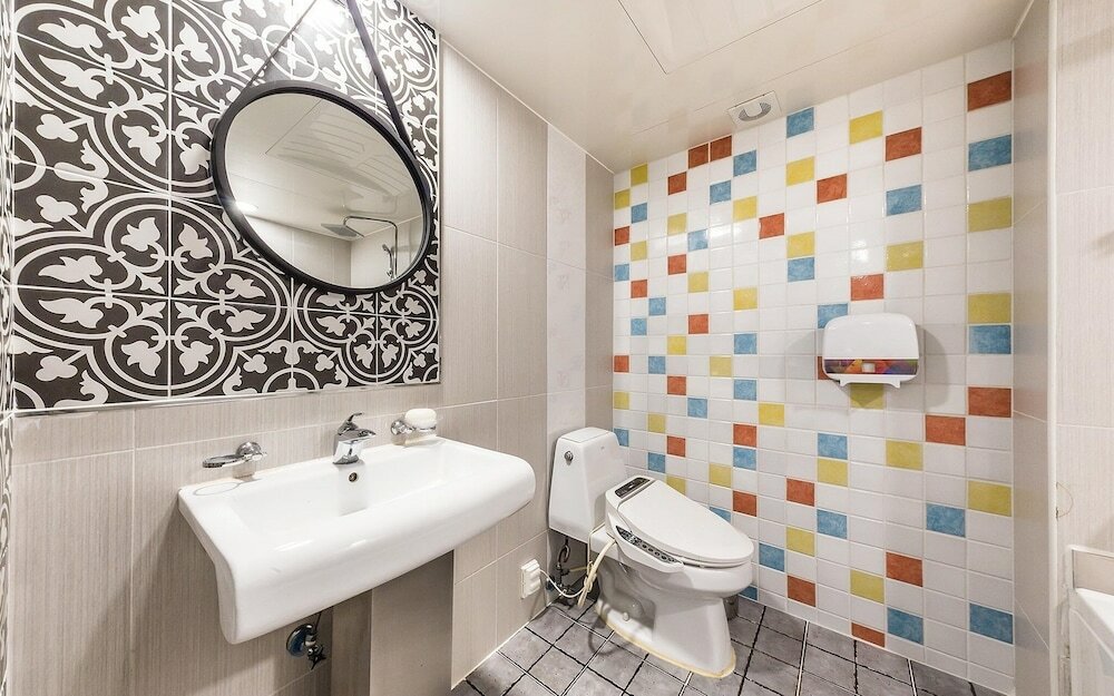 Фото Shinchon Hotel Ludi