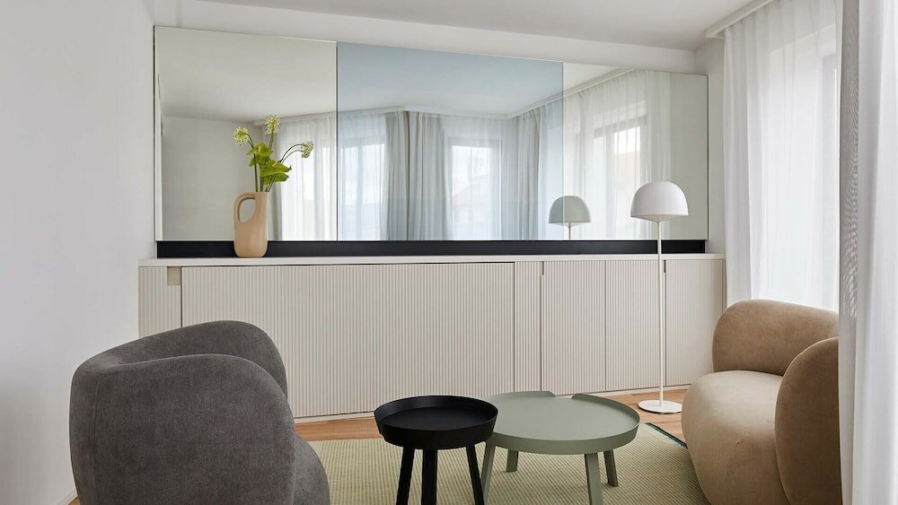 Фото 60 Balconies Iconic