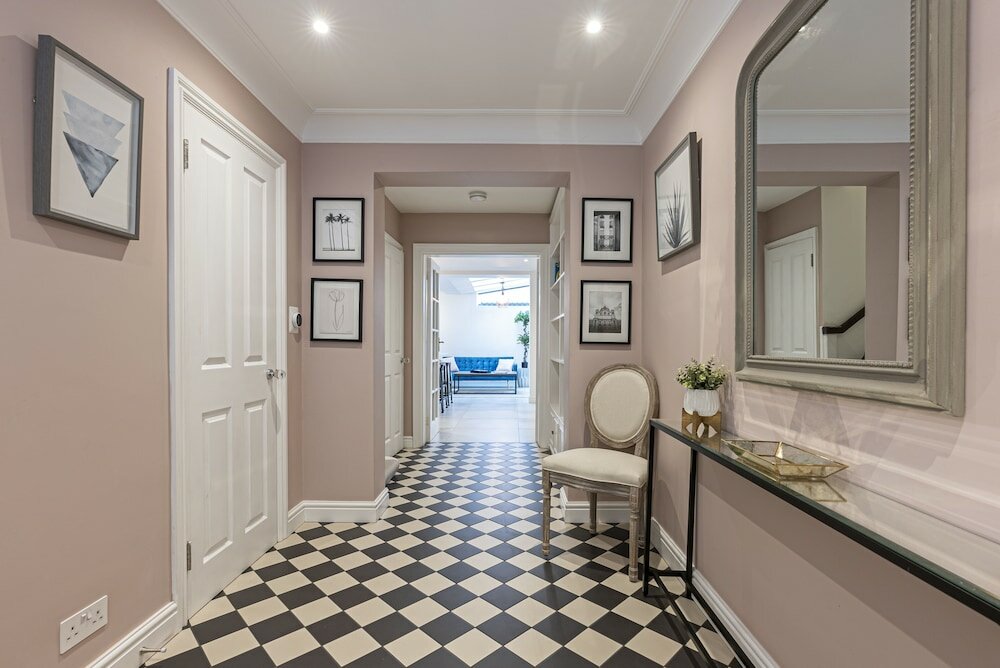 Фото Altido Exclusive 3Br Home W Terrace In Chelsea