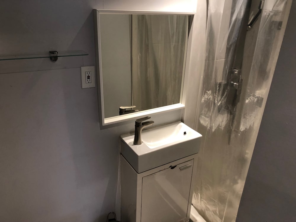 Фото Fabe Suites Flat Iron