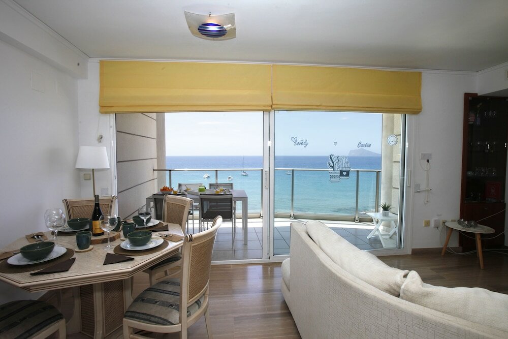 Фото Exclusive Frontline Apt. in Luxury Residence