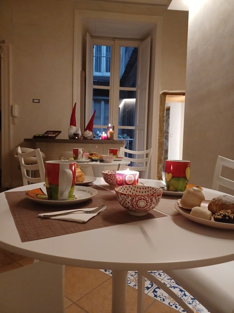 Фото Domus Duomo Bb Napoli