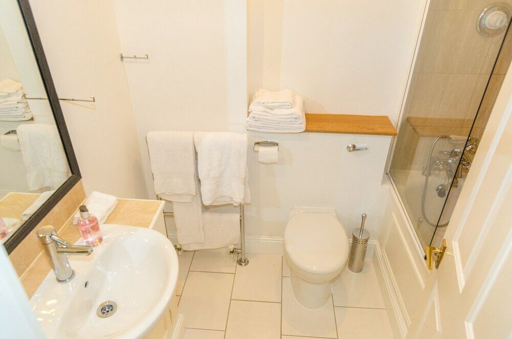 Фото Modern 2 bed flat in historic building