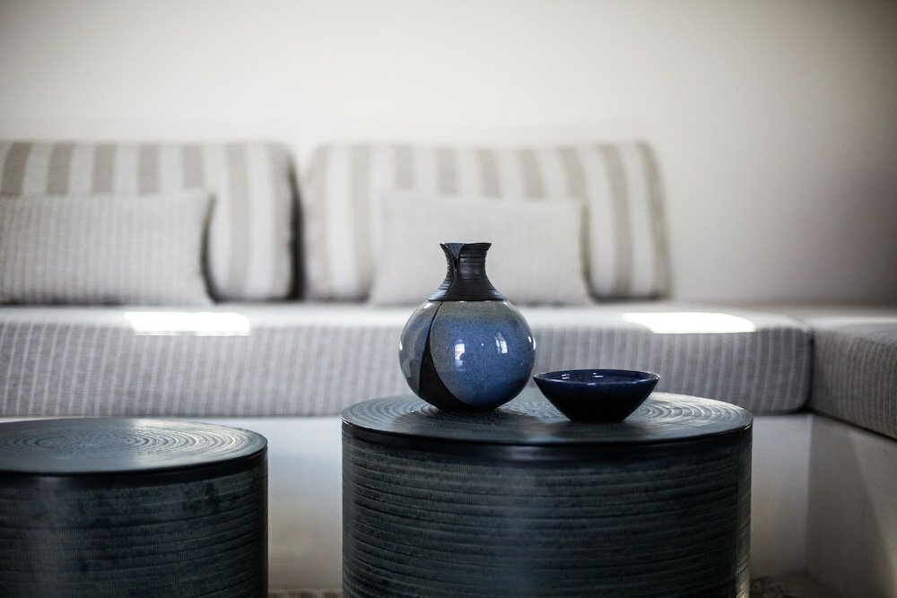 Фото Terra Nera Suites Santorini