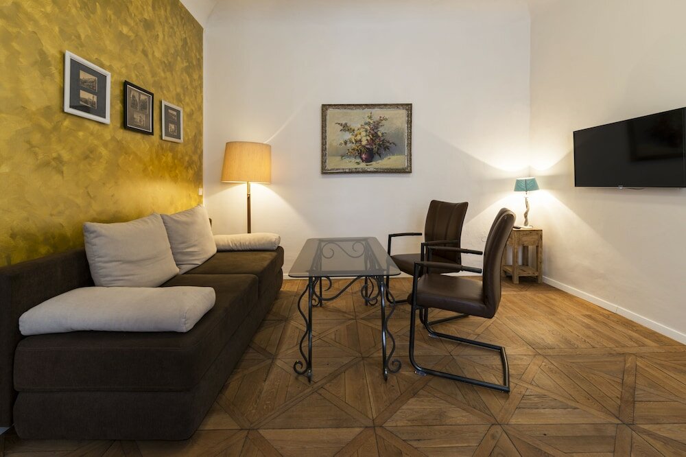 Фото Hotel U Zlateho Jelena